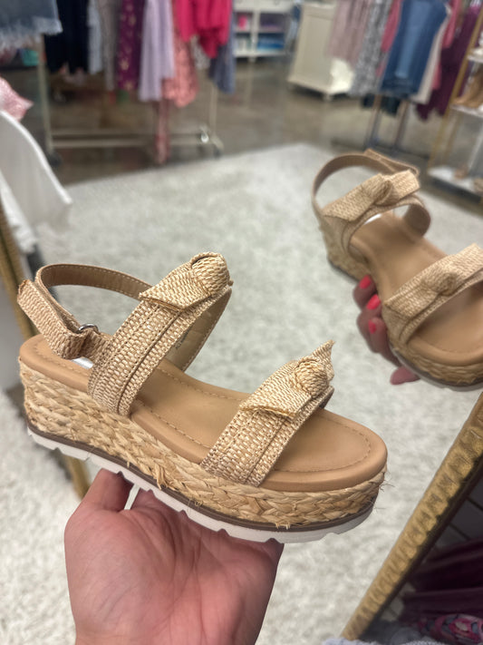 DV Versailles Raffia Woven Sandal