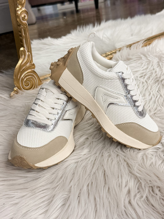 Bryee White/Silver Mia Sneakers