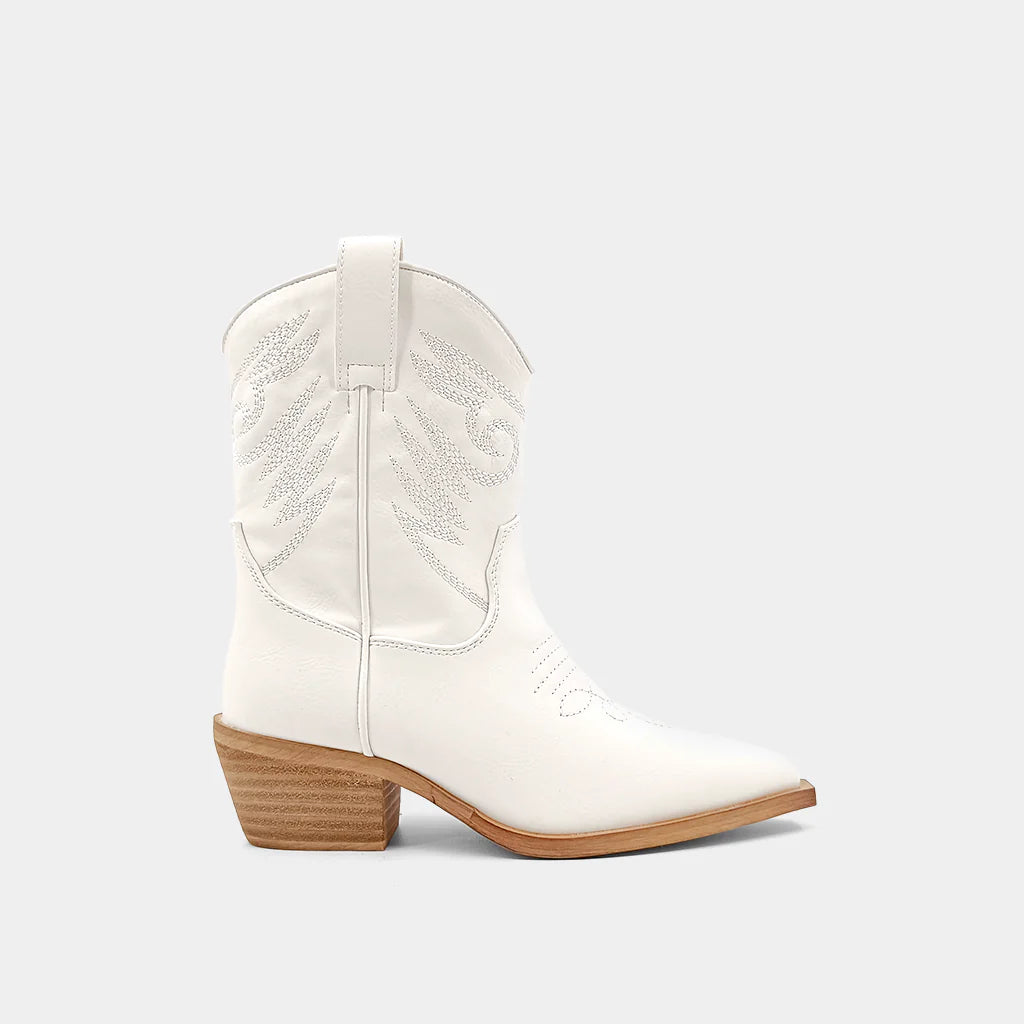 Zahara Toddler White Boots