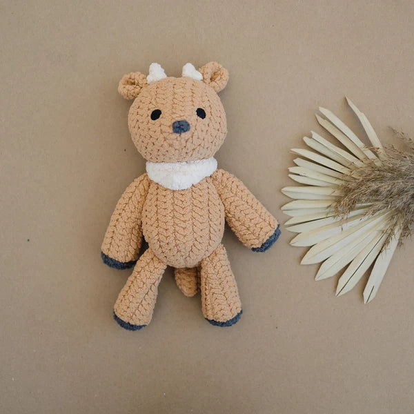 Lovie, Velvet The Fawn