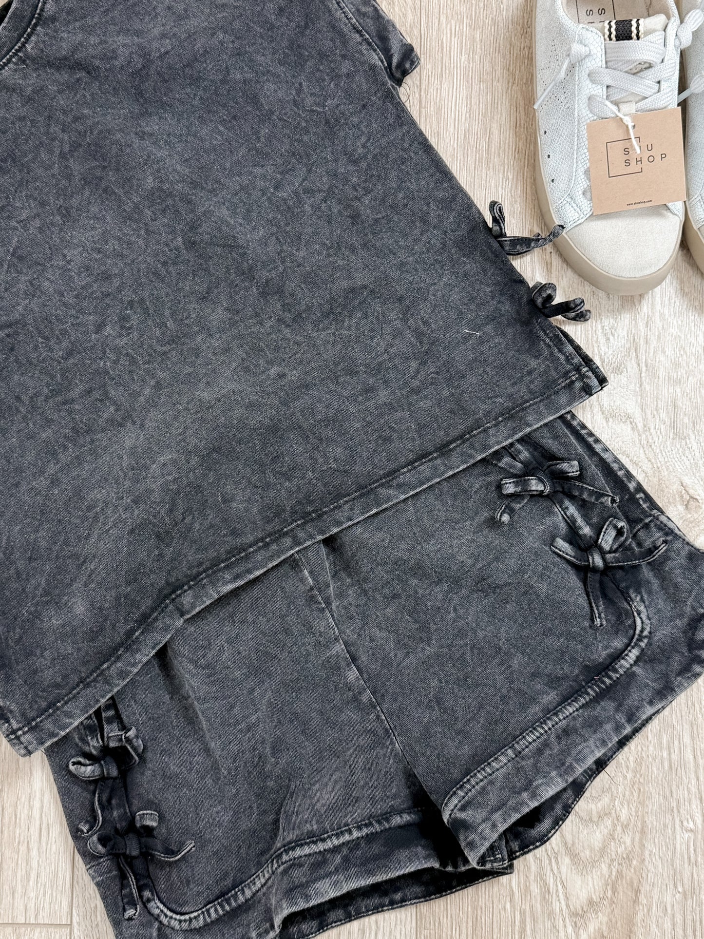 Black Bow Detail Knit Shorts