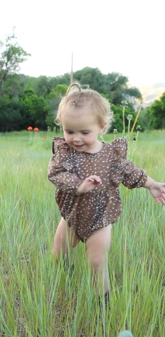 Vivian Bubble , Fawning Over You