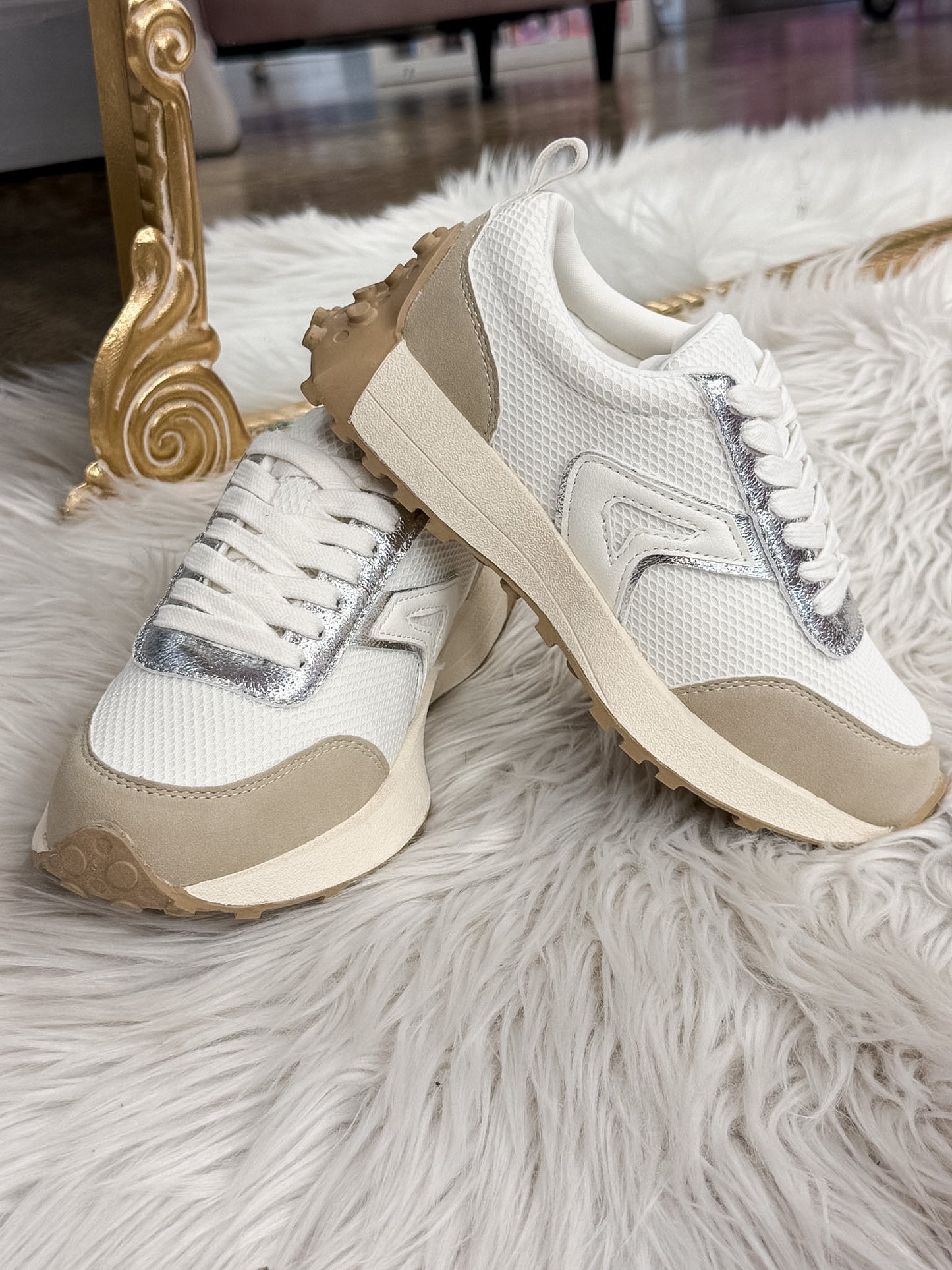 Bryee White/Silver Mia Sneakers