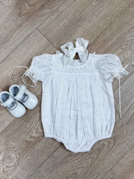 White Lace Ribbon Bubble