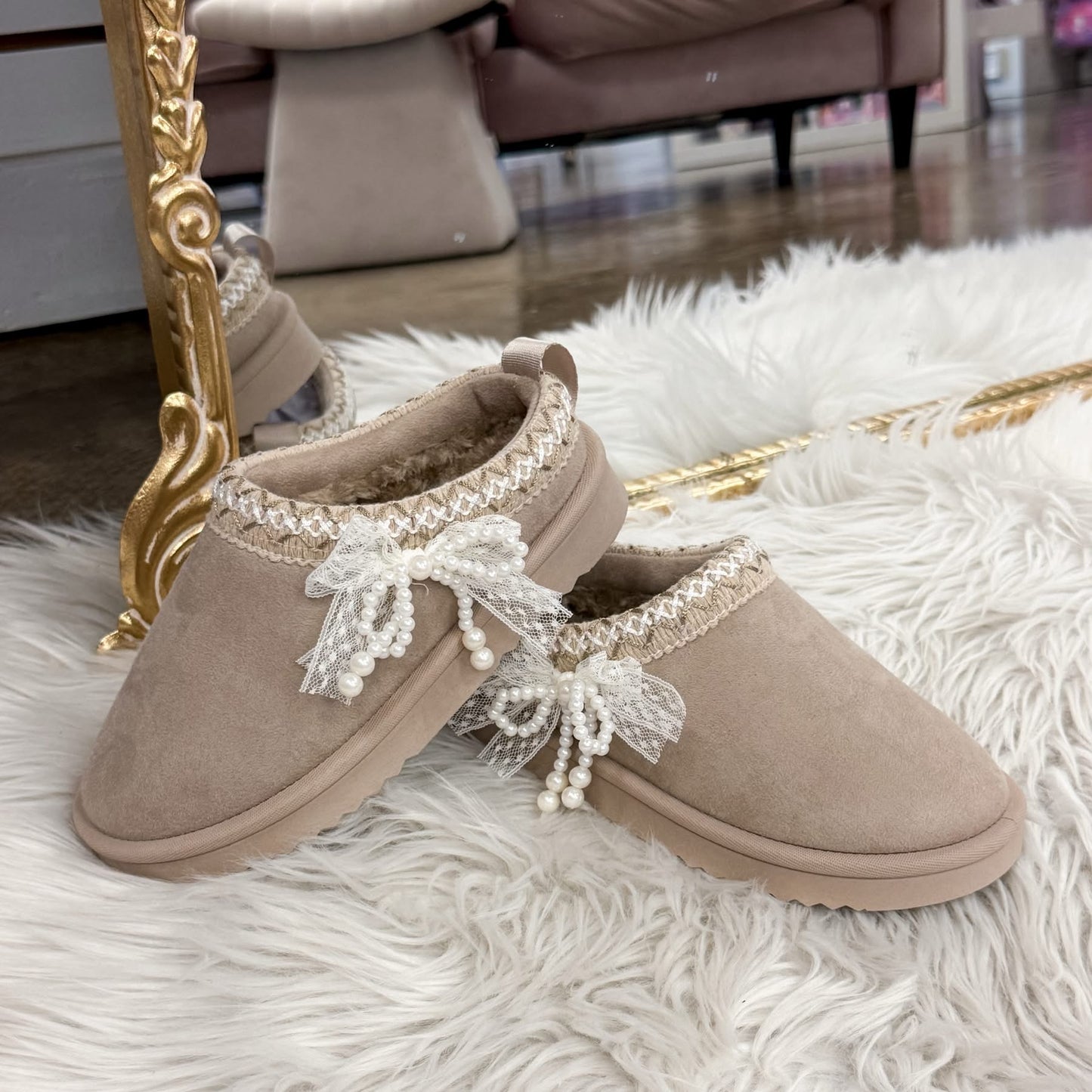 Mia Sand Tabbee Slides W Pearl Bow