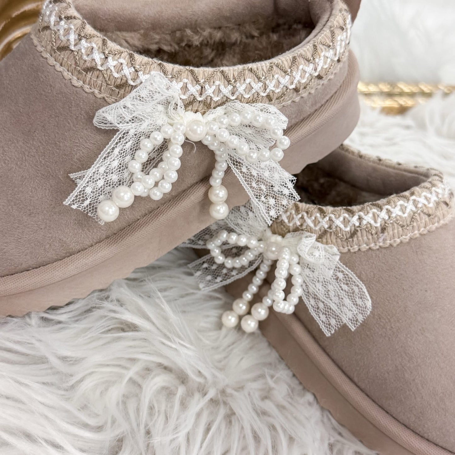 Mia Sand Tabbee Slides W Pearl Bow