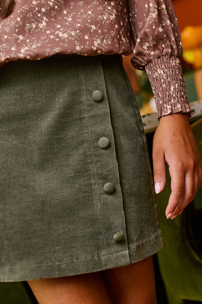 Elizabeth Top Brown Sugar Blooms