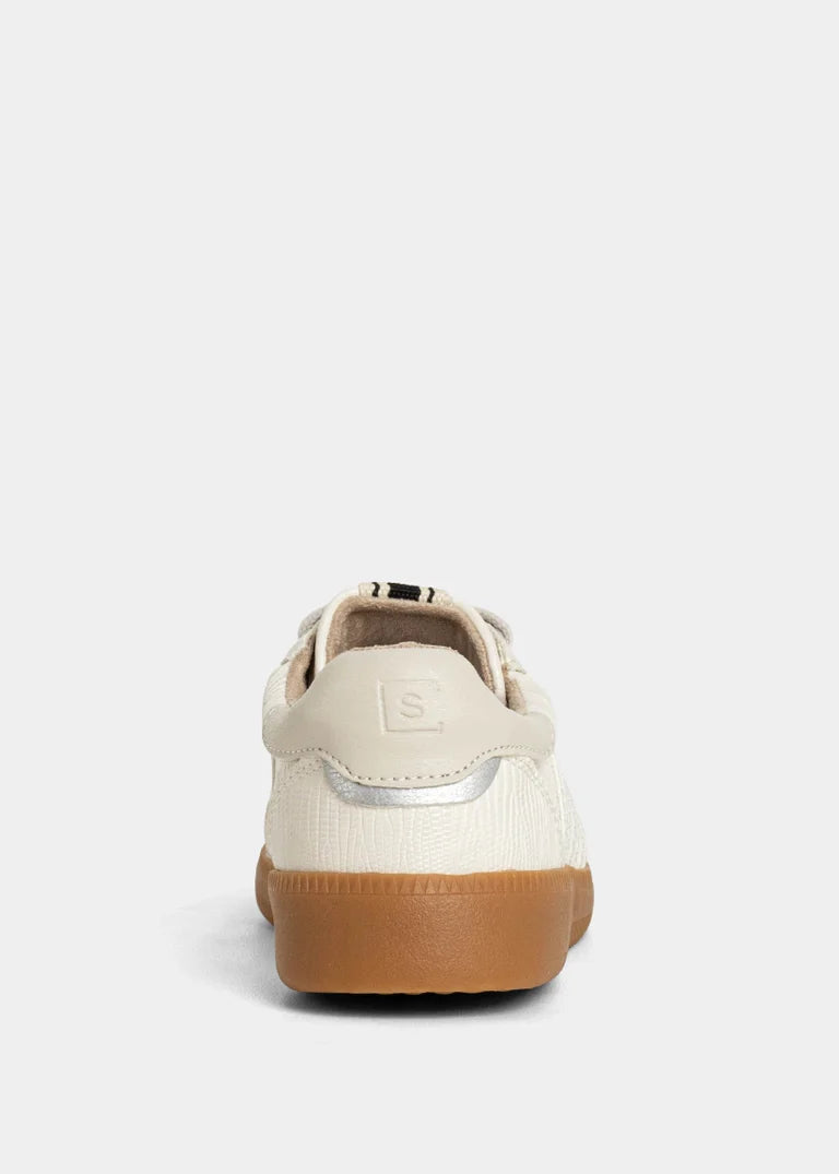 Stevie Sneakers, Bone Lizard